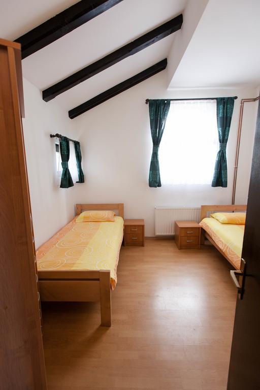 Apartment Licka Vodenica Josipdol Oda fotoğraf